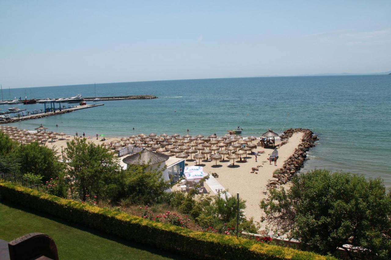 Bademite Apartments Sveti Vlas Ngoại thất bức ảnh