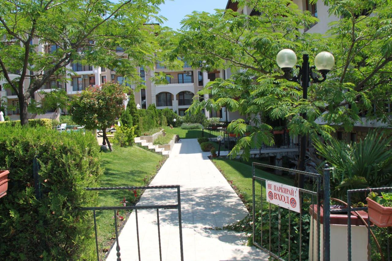 Bademite Apartments Sveti Vlas Ngoại thất bức ảnh