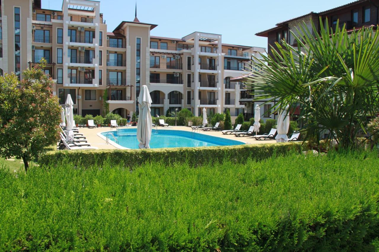 Bademite Apartments Sveti Vlas Ngoại thất bức ảnh