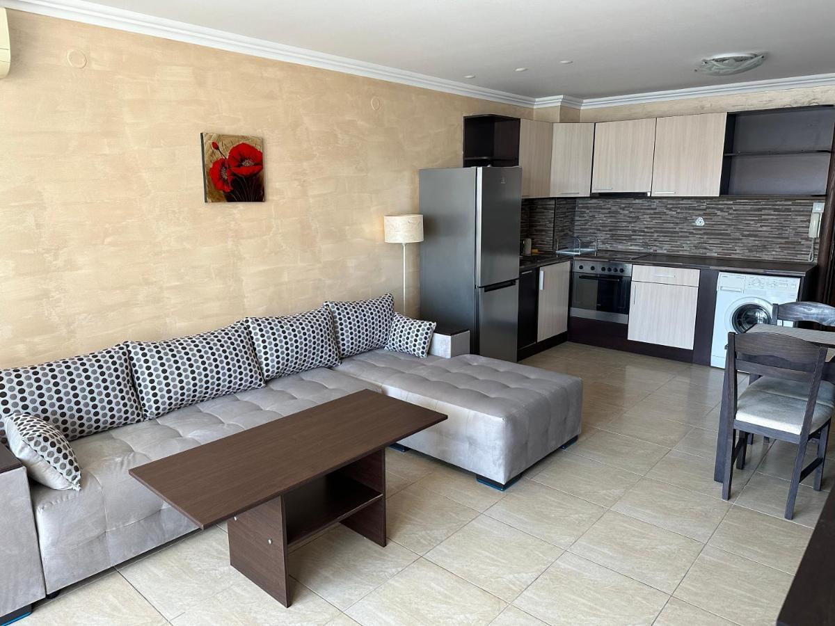 Bademite Apartments Sveti Vlas Ngoại thất bức ảnh