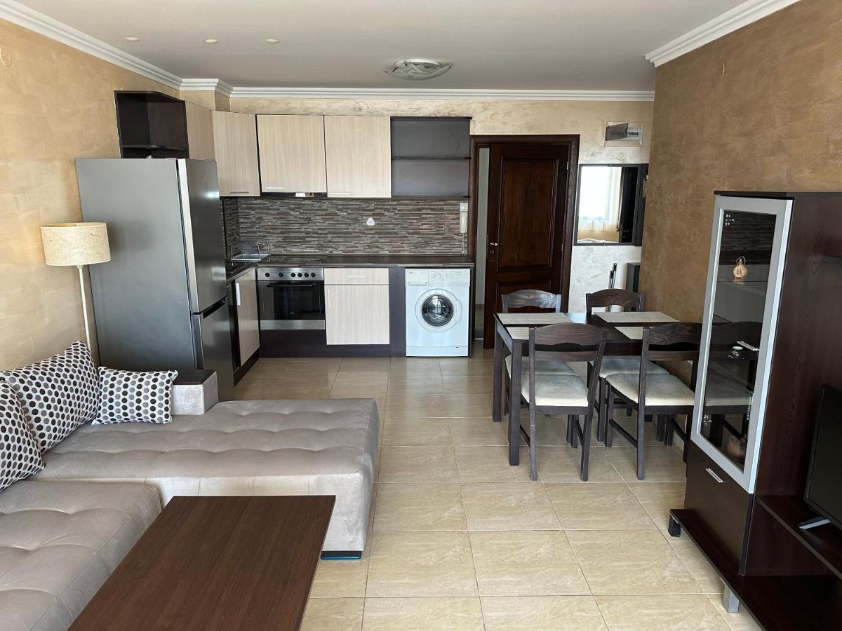 Bademite Apartments Sveti Vlas Ngoại thất bức ảnh