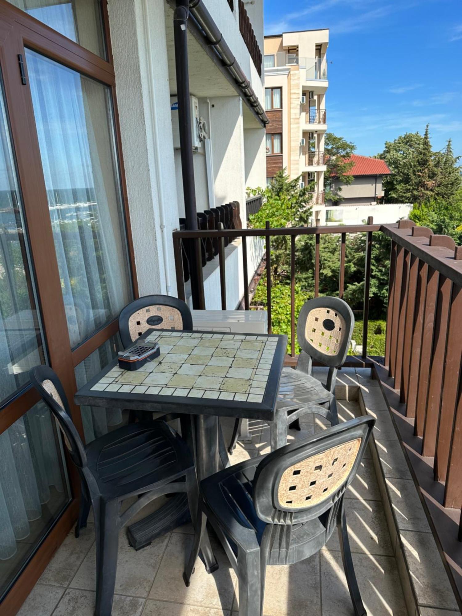 Bademite Apartments Sveti Vlas Ngoại thất bức ảnh