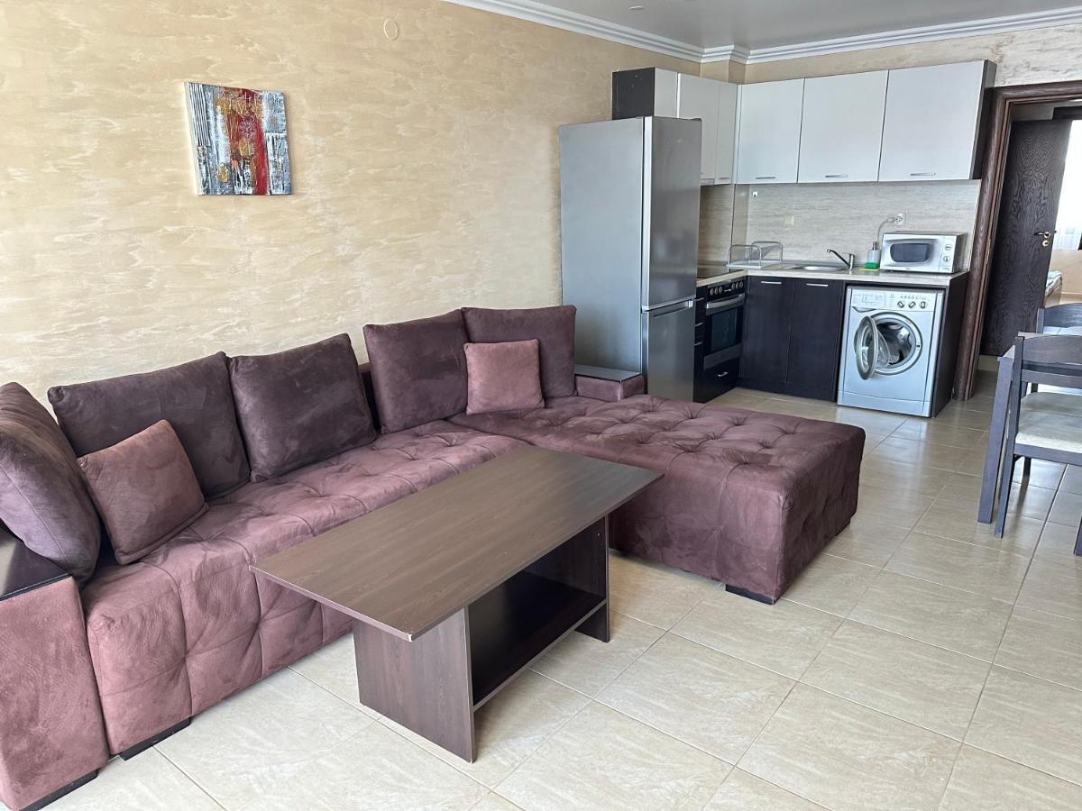Bademite Apartments Sveti Vlas Ngoại thất bức ảnh